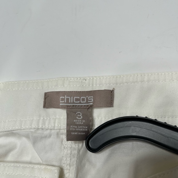 Chico’s Size 3 Women’s White Capri Pants 4 Pockets, Zip Up. Made - Picture 6 of 13